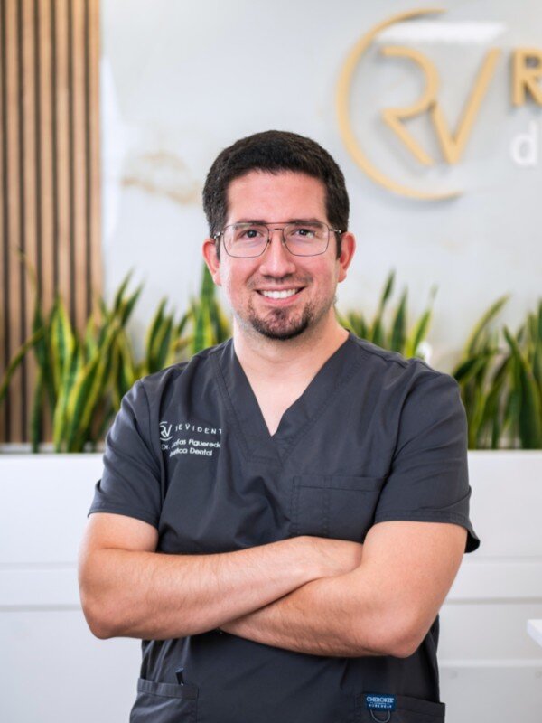 https://www.revidentdentalcenter.com/wp-content/uploads/2023/07/matias-revident.jpg
